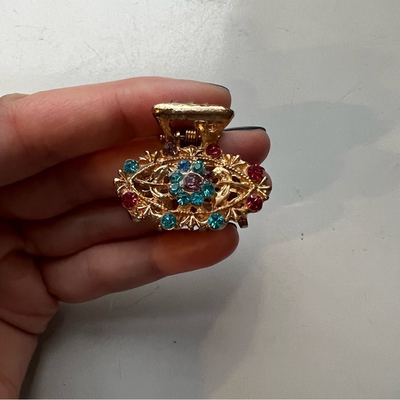 🌸Vintage ornate rose gold + rhinestone floral hair clip - Picture 8 of 8